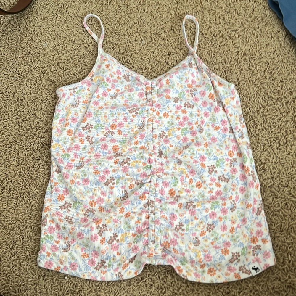 NWOT Abercrombie kids floral spring tank